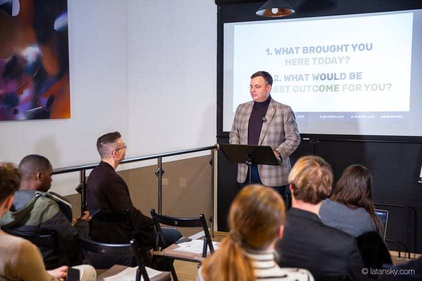 Mykola Latansky presenting to participants in Bratislava